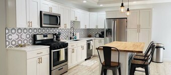 4 bedroom North Port w/ Hot Tub