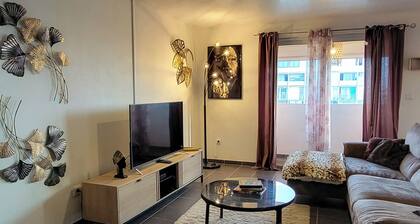 Cayenne Waouh avec Petit Dej