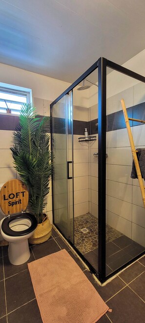 Comfort Condo, City View | Bathroom - Cayenne Waouh avec Petit Dej (Cayenne)