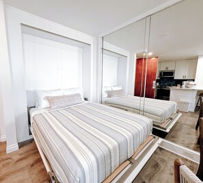 Room - Designer-Renovated Condo with Stunning Ocean Views from the Balcony – D106 (Oceanside)