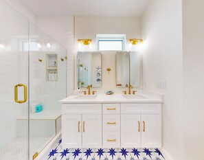 Shower, towels
