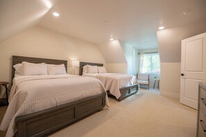 12 bedrooms, iron/ironing board, WiFi, bed sheets