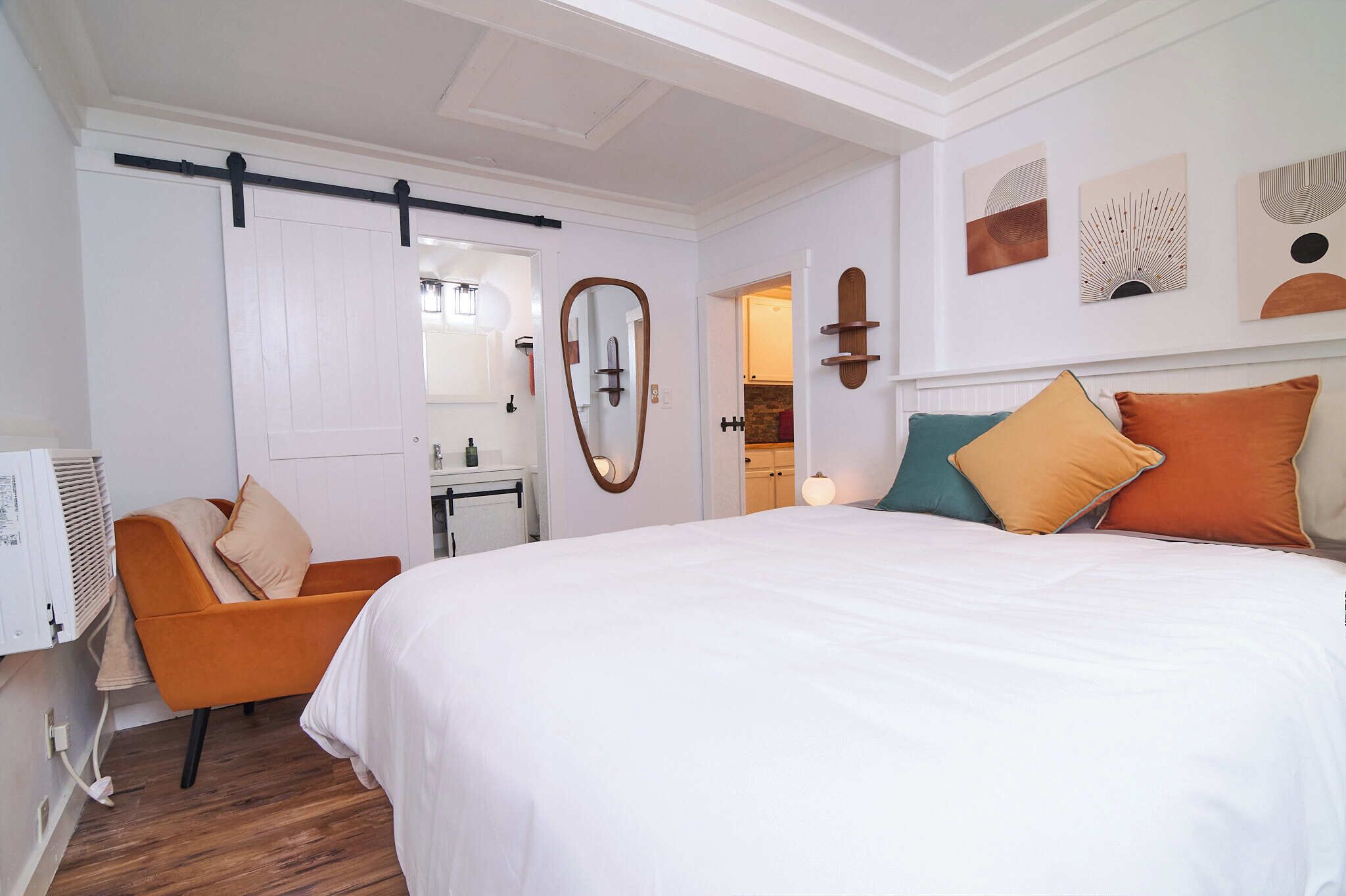 1 bedroom, free WiFi, bed sheets