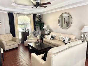 Smart TV, books - The Blessed Nest (Eagle Pass)