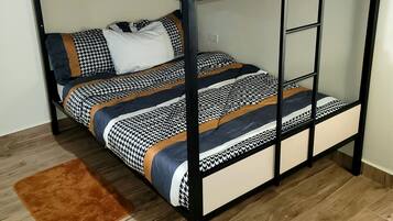 2 habitaciones, tabla de planchar con plancha y wifi gratis