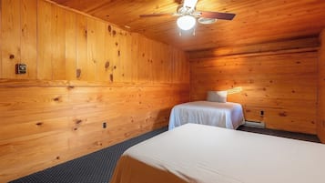 3 bedrooms, iron/ironing board, travel crib, WiFi