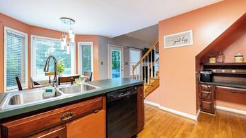 House (4 Bedrooms) | Floor plan