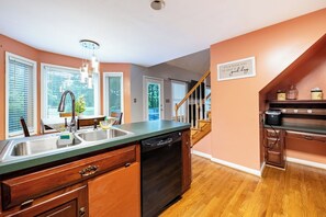 House (4 Bedrooms) | Floor plan - Spacious 4BR Getaway w/ Games, Pier & Firepit (King and Queen Court House)