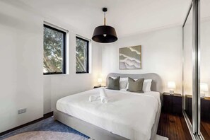 3 chambres, fer et planche à repasser, lit parapluie, Wi-Fi