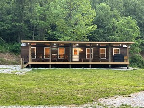 Exterior - Charming 2 Bedroom Cabin in Vanceburg-Your Gateway to Kentucky's Natural Beauty (Vanceburg)