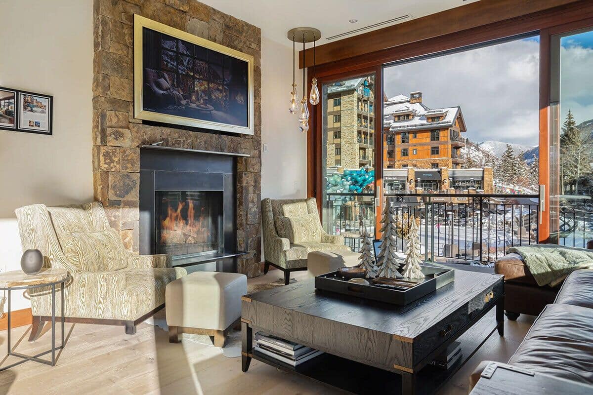 Deluxe Penthouse, Mountain View, Corner | Living area
