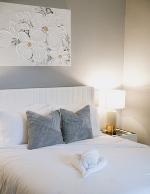 2 habitaciones, cuna de viaje, wifi gratis y ropa de cama