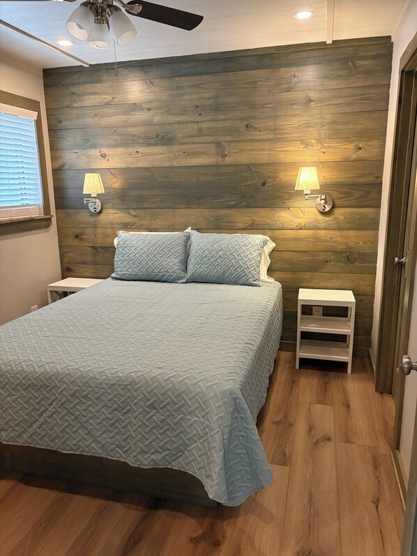 1 bedroom, WiFi, bed sheets