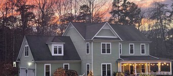 4-bedroom country home on 5 acres in peaceful Barboursville, no chemical hot tub