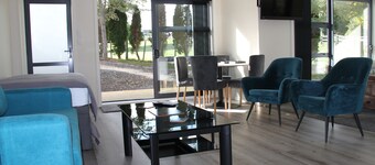 Tikitere Treasure - Peace,  serenity and plenty of birdsong. 
Studio unit.