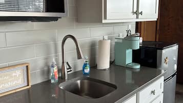 Microwave, oven, stovetop, coffee/tea maker