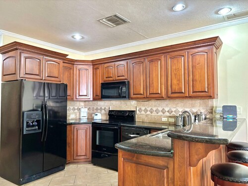 Casa Blanca Beachfront Condominium 402C