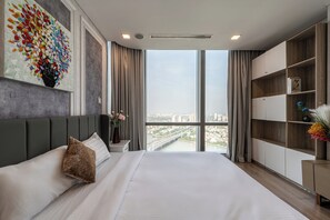 ดีลักซ์อพาร์ทเมนท์, 3 ห้องนอน, ระเบียง, วิวเมือง | วิวจากห้องพัก