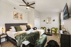 4 chambres, fer et planche à repasser, Wi-Fi, draps fournis