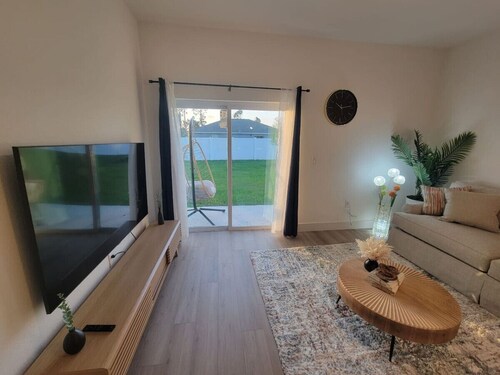 Sleek Modern & Minimalist Style