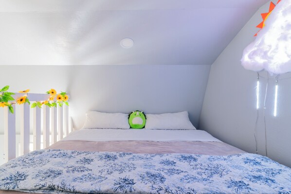 1 bedroom, WiFi, bed sheets