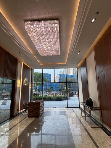 Vaelora Stay - Luxe Studio, Galaxy Blue Sapphire Plaza