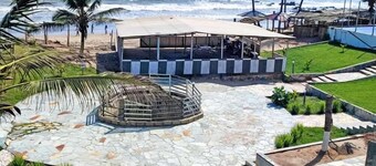 LLOYDS BEACH RESORT and SPA