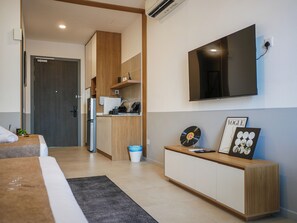 Luxury Studio | Iron/ironing board, free WiFi - 22 Macalisterz by Mykey (George Town)