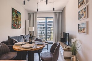 Dining - Between the Sea and the Lake (Rogowo)