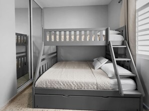 3 chambres, bureau, lit parapluie, Wi-Fi gratuit
