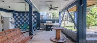 Edisto Sugar Shack | Pet-Friendly 4BR w/ Fenced Yard & Easy Walk to Beach Access