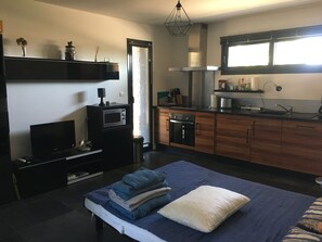 1 bedroom, iron/ironing board