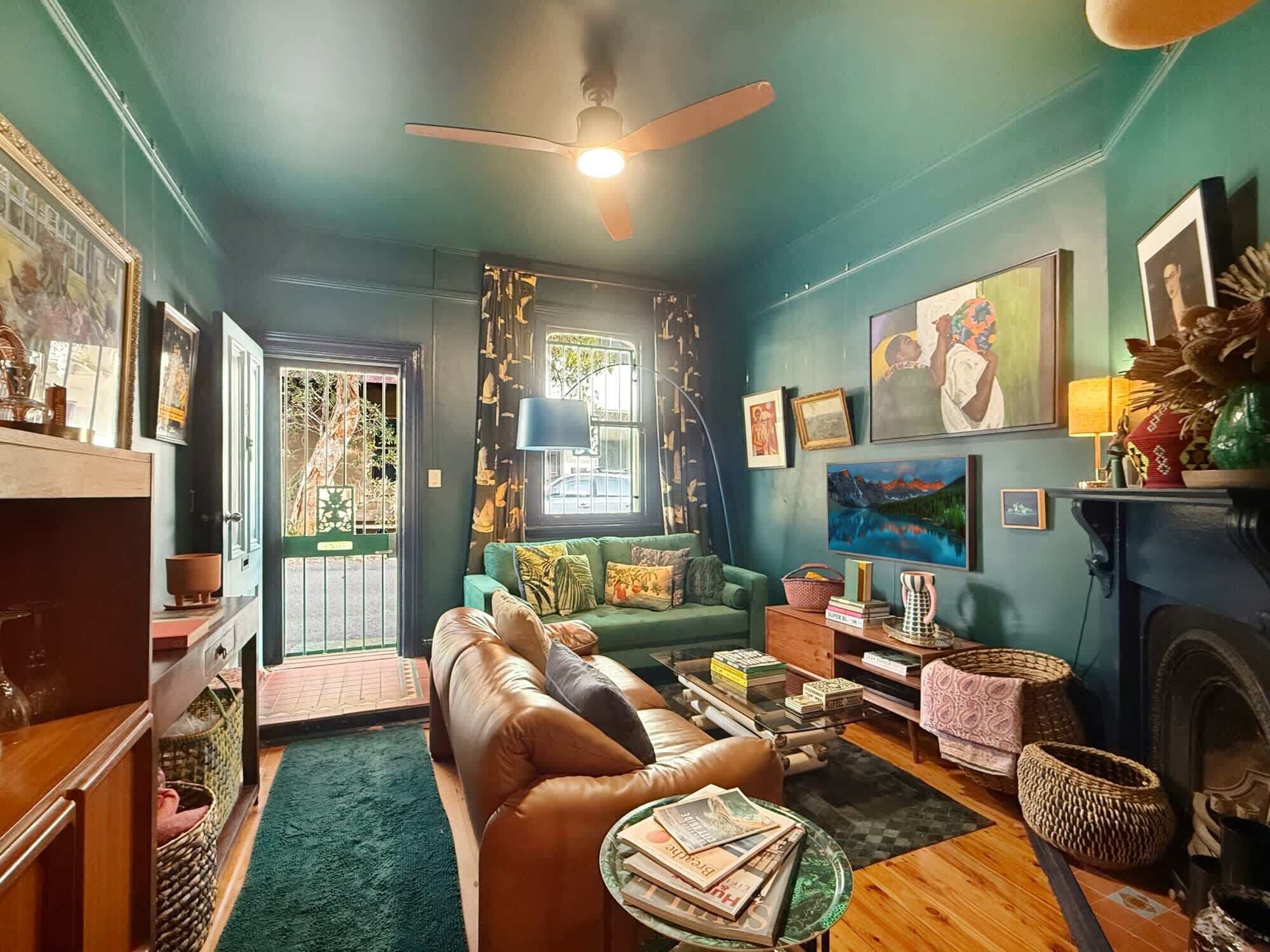 TV, fireplace, offices