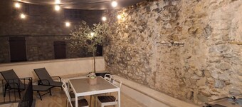 Oustau d'Esteou near Nyons, Vaison la Romaine and at the foot of the Ventoux mountains