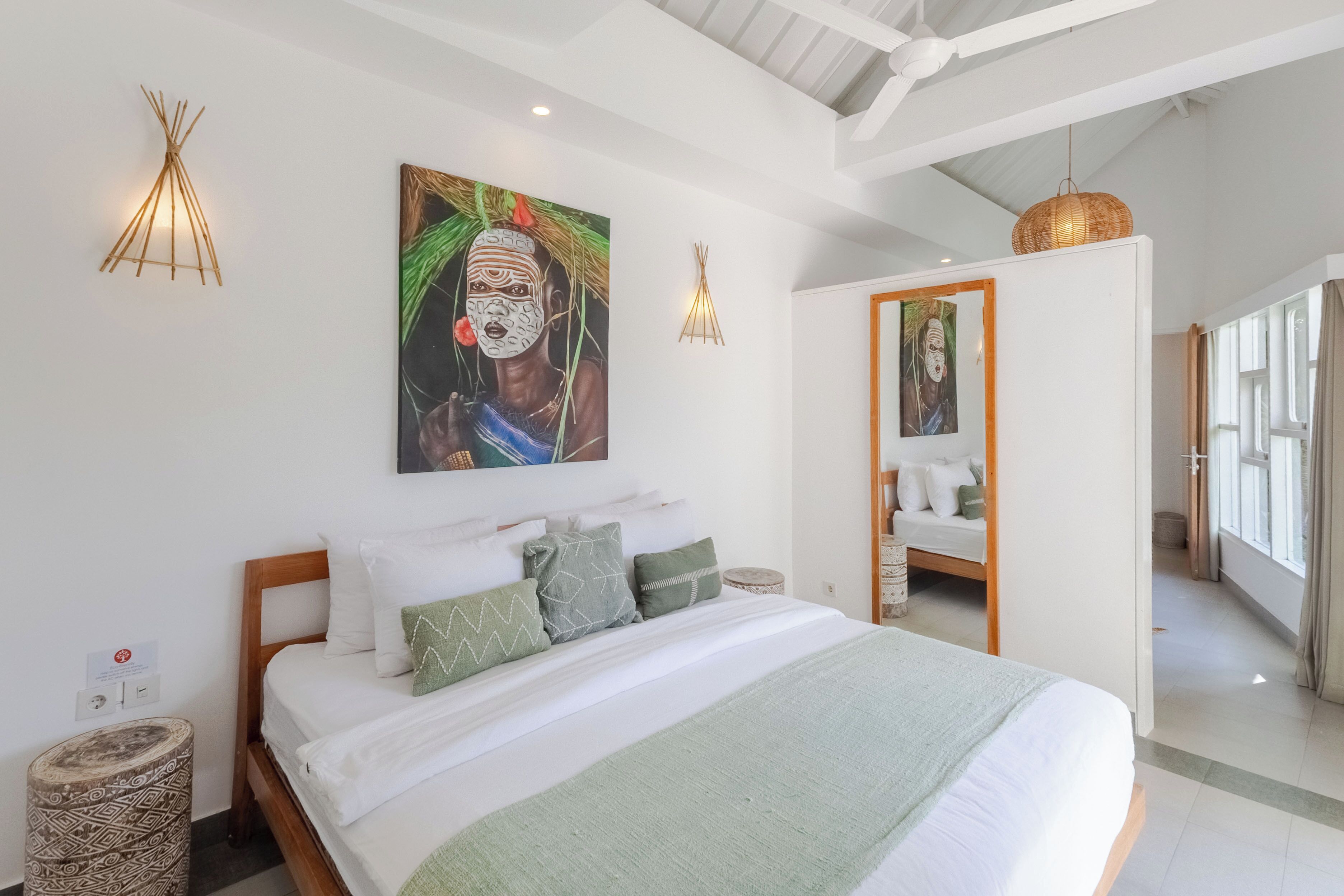 Biệt thự, quang cảnh hồ bơi, khu vực vườn | Bàn, truy cập Internet không dây miễn phí 