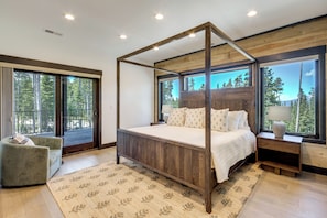 6 bedrooms, iron/ironing board, internet, bed sheets