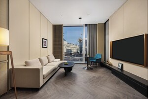 美華套房 | 羽絨被、迷你吧贈品、免費 Wi-Fi、床單