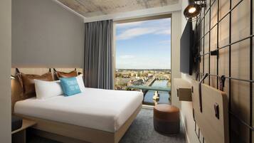 Bureau, rideaux occultants, chambres insonorisées, lits bébé (gratuits)