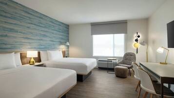 Studio, 2 Queen Beds | Soundproofing, iron/ironing board