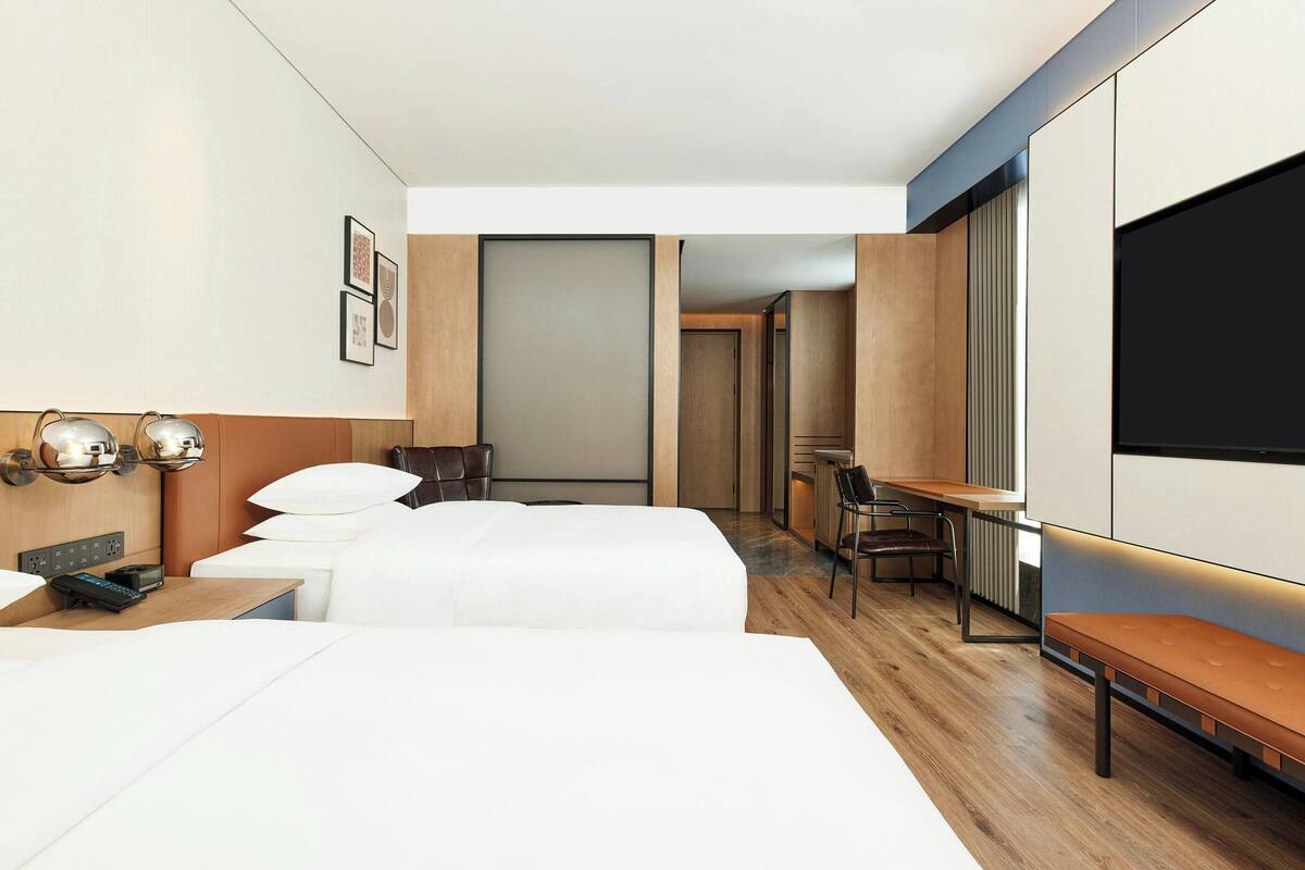 Superior Room, 2 Double Beds, City View