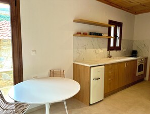 Oven, stovetop