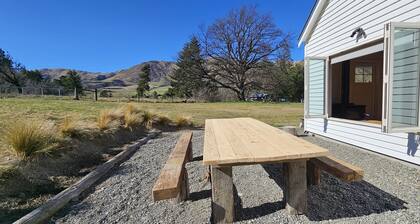Mountain farmhouse with adventures at your door on historic Island Hills Station