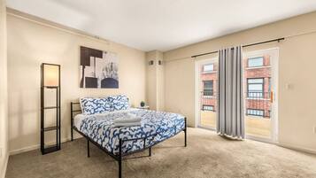 1 Schlafzimmer, Schreibtisch, BĂŒgeleisen/BĂŒgelbrett, WLAN