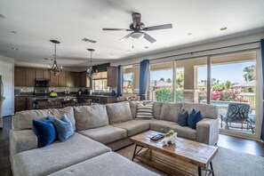 Smart TV - Luxury home with Pool/Spa/BBQ (Indio)