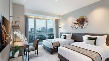 Minibar, caja fuerte, wifi gratis y ropa de cama