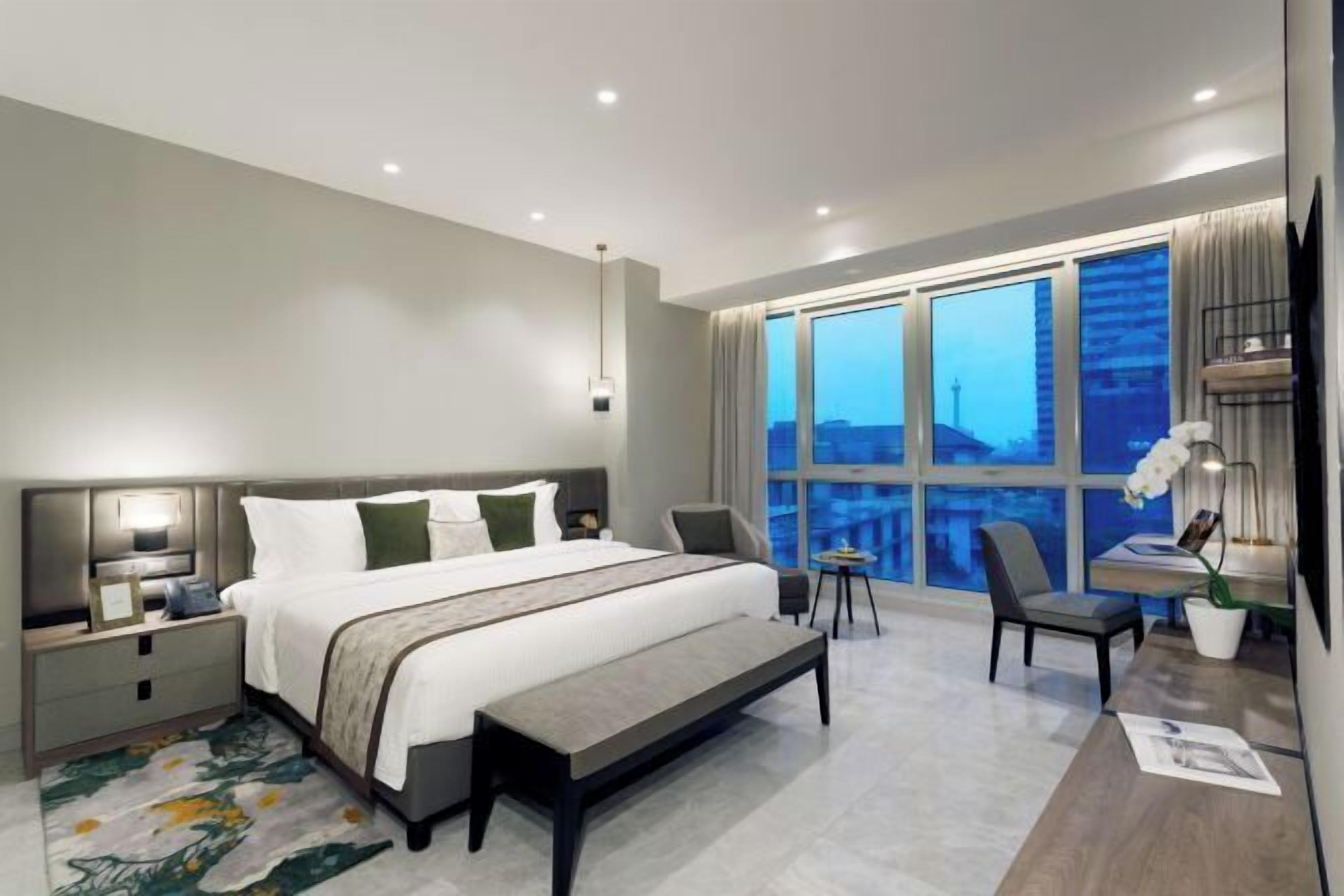 Caja fuerte, escritorio, tabla de planchar con plancha y wifi gratis