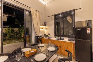 Villa Deluxe | Matsal