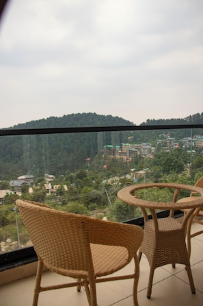 Chambre luxueuse | Vue du balcon