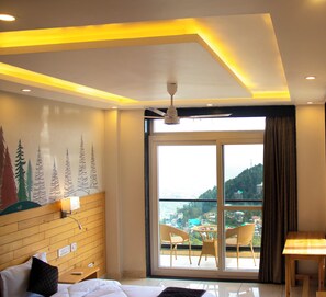 Superior Room | Soundproofing, free WiFi - Dharamkot Outlook (Dharamshala)
