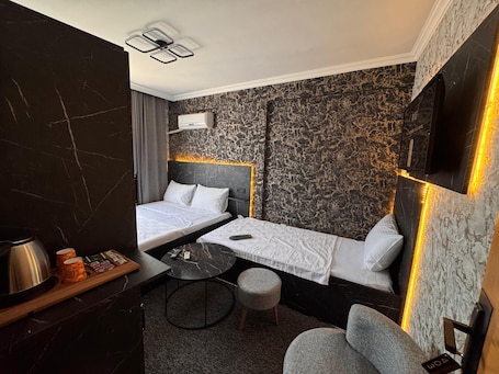 Family Triple Room. MAHAL OTEL PENDİK